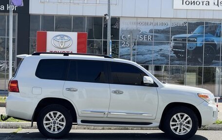 Toyota Land Cruiser 200, 2014 год, 3 000 000 рублей, 4 фотография