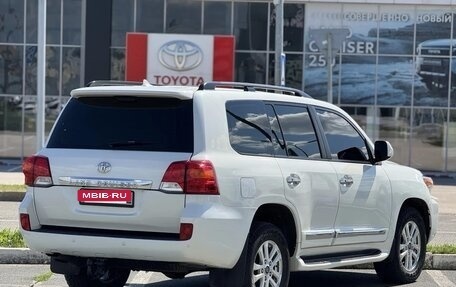 Toyota Land Cruiser 200, 2014 год, 3 000 000 рублей, 8 фотография