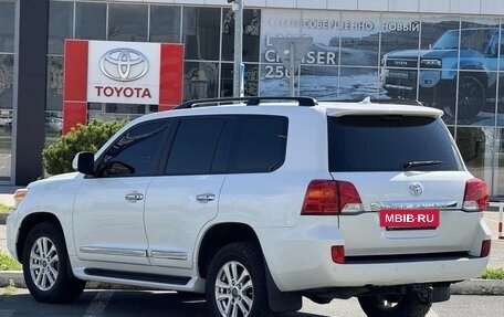 Toyota Land Cruiser 200, 2014 год, 3 000 000 рублей, 6 фотография