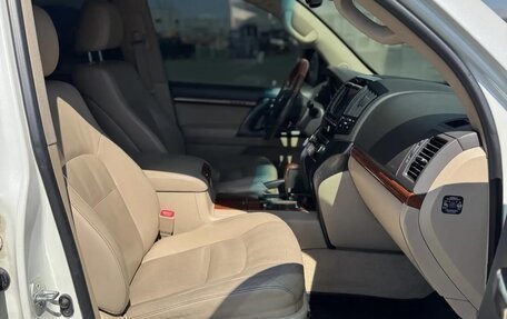 Toyota Land Cruiser 200, 2014 год, 3 000 000 рублей, 11 фотография
