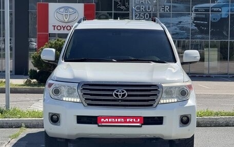 Toyota Land Cruiser 200, 2014 год, 3 000 000 рублей, 2 фотография