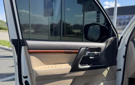 Toyota Land Cruiser 200, 2014 год, 3 000 000 рублей, 15 фотография