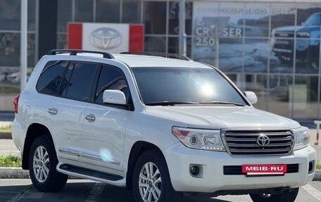 Toyota Land Cruiser 200, 2014 год, 3 000 000 рублей, 3 фотография