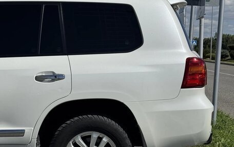 Toyota Land Cruiser 200, 2014 год, 3 000 000 рублей, 25 фотография