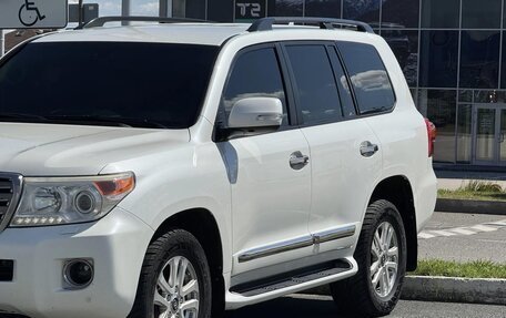 Toyota Land Cruiser 200, 2014 год, 3 000 000 рублей, 22 фотография