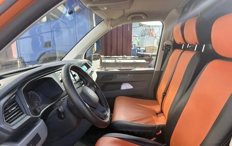 Volkswagen Transporter T6 рестайлинг, 2020 год, 3 000 000 рублей, 6 фотография