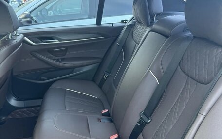 BMW 5 серия, 2021 год, 4 550 000 рублей, 14 фотография