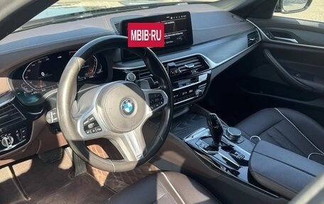 BMW 5 серия, 2021 год, 4 550 000 рублей, 8 фотография