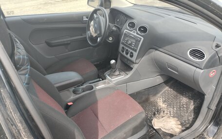 Ford Focus II рестайлинг, 2005 год, 120 000 рублей, 3 фотография