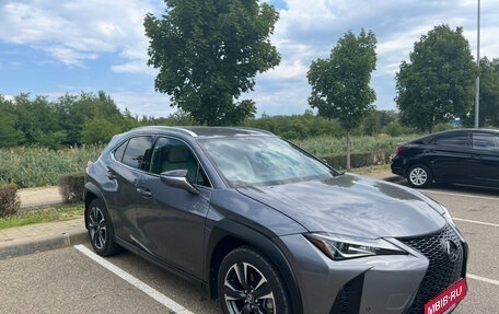 Lexus UX I, 2020 год, 2 800 000 рублей, 2 фотография