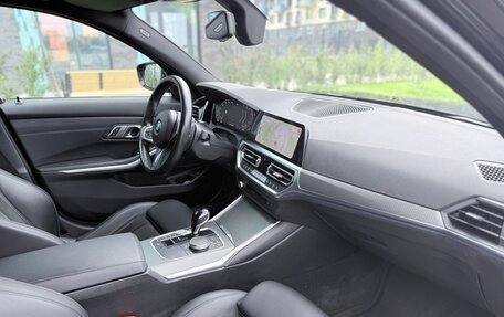 BMW 3 серия, 2021 год, 3 900 000 рублей, 5 фотография