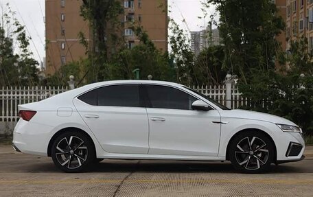 Skoda Octavia IV, 2023 год, 2 330 800 рублей, 4 фотография