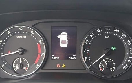 Skoda Octavia IV, 2023 год, 2 330 800 рублей, 11 фотография