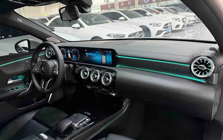 Mercedes-Benz A-Класс, 2022 год, 2 280 000 рублей, 15 фотография