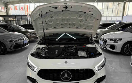 Mercedes-Benz A-Класс, 2022 год, 2 280 000 рублей, 7 фотография