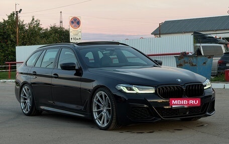 BMW 5 серия, 2021 год, 5 900 000 рублей, 12 фотография