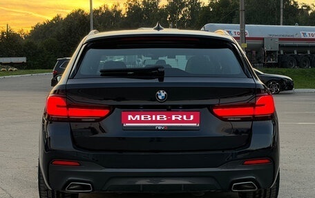 BMW 5 серия, 2021 год, 5 900 000 рублей, 8 фотография