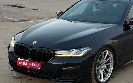 BMW 5 серия, 2021 год, 5 900 000 рублей, 15 фотография