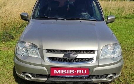 Chevrolet Niva I рестайлинг, 2016 год, 680 000 рублей, 1 фотография