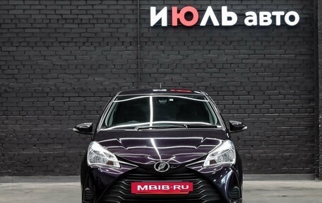 Toyota Vitz, 2018 год, 970 000 рублей, 2 фотография