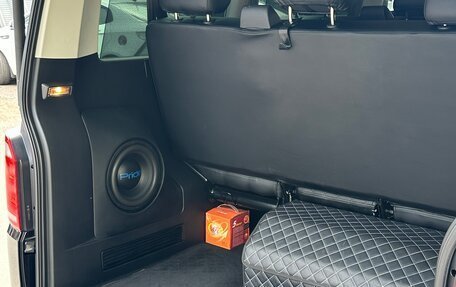 Volkswagen Caravelle T6 рестайлинг, 2018 год, 4 100 000 рублей, 11 фотография