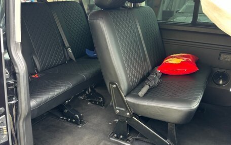 Volkswagen Caravelle T6 рестайлинг, 2018 год, 4 100 000 рублей, 10 фотография