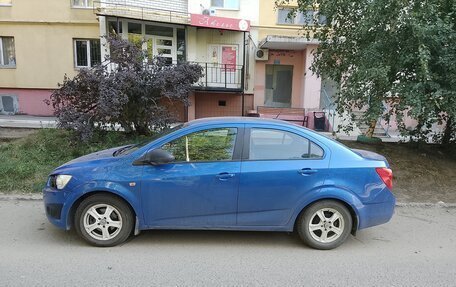 Chevrolet Aveo III, 2012 год, 800 000 рублей, 2 фотография