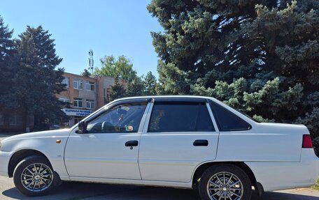 Daewoo Nexia I рестайлинг, 2012 год, 300 000 рублей, 7 фотография