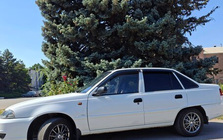 Daewoo Nexia I рестайлинг, 2012 год, 300 000 рублей, 8 фотография