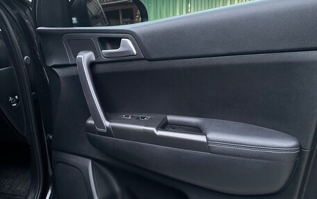 KIA Sportage IV рестайлинг, 2021 год, 2 550 000 рублей, 27 фотография