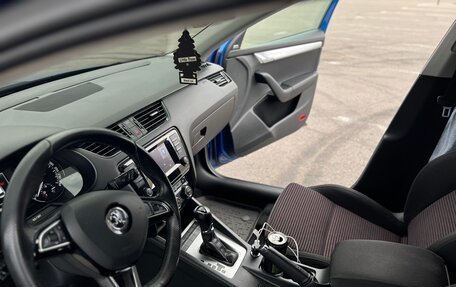 Skoda Octavia, 2015 год, 1 890 000 рублей, 10 фотография