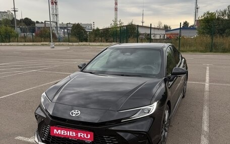 Toyota Camry, 2025 год, 4 150 000 рублей, 2 фотография