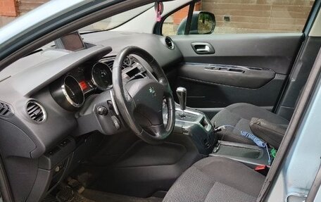 Peugeot 5008 I рестайлинг, 2011 год, 649 000 рублей, 9 фотография
