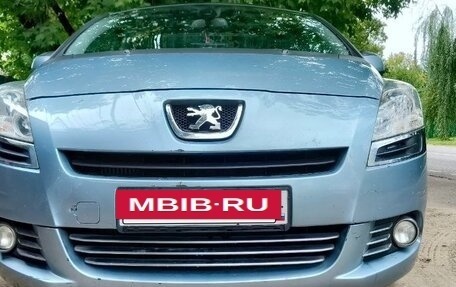 Peugeot 5008 I рестайлинг, 2011 год, 649 000 рублей, 4 фотография