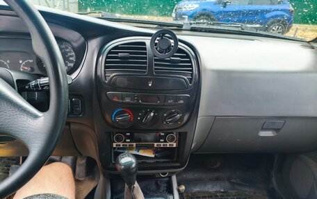 KIA Sportage IV рестайлинг, 2004 год, 370 000 рублей, 7 фотография