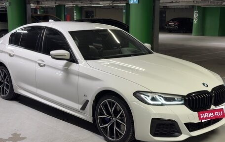 BMW 5 серия, 2021 год, 4 400 000 рублей, 4 фотография