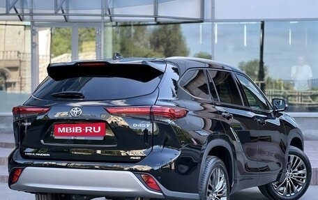 Toyota Highlander, 2026 год, 5 050 000 рублей, 3 фотография