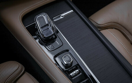 Volvo XC90 II рестайлинг, 2019 год, 5 199 000 рублей, 23 фотография