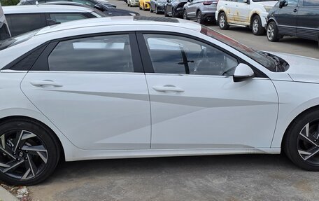 Hyundai Elantra, 2023 год, 2 650 000 рублей, 4 фотография