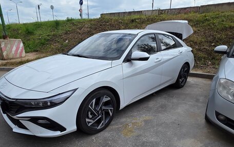 Hyundai Elantra, 2023 год, 2 650 000 рублей, 6 фотография