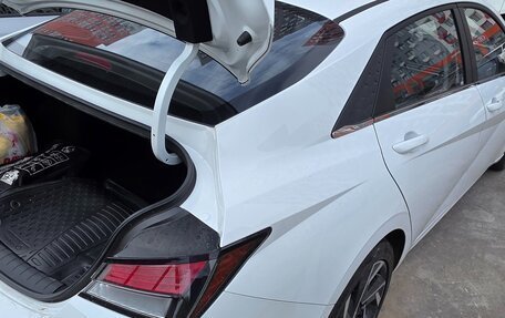 Hyundai Elantra, 2023 год, 2 650 000 рублей, 9 фотография