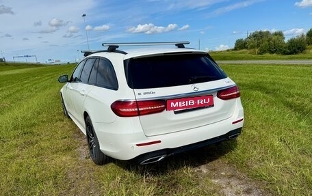 Mercedes-Benz E-Класс, 2018 год, 3 490 000 рублей, 5 фотография