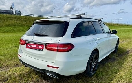 Mercedes-Benz E-Класс, 2018 год, 3 490 000 рублей, 6 фотография