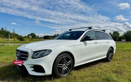 Mercedes-Benz E-Класс, 2018 год, 3 490 000 рублей, 9 фотография