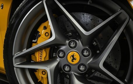 Ferrari F8, 2021 год, 25 194 000 рублей, 7 фотография