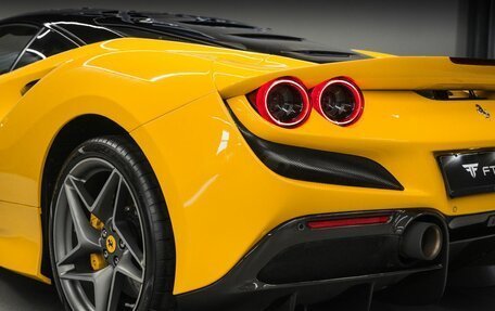 Ferrari F8, 2021 год, 25 194 000 рублей, 16 фотография