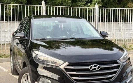 Hyundai Tucson III, 2015 год, 2 000 000 рублей, 1 фотография
