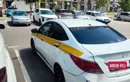 Hyundai Solaris II рестайлинг, 2015 год, 350 000 рублей, 5 фотография