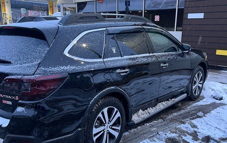 Subaru Outback IV рестайлинг, 2018 год, 2 850 000 рублей, 4 фотография