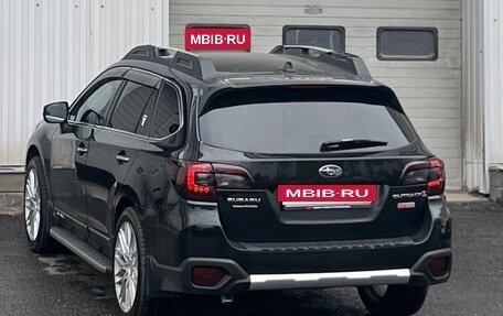 Subaru Outback IV рестайлинг, 2018 год, 2 850 000 рублей, 9 фотография